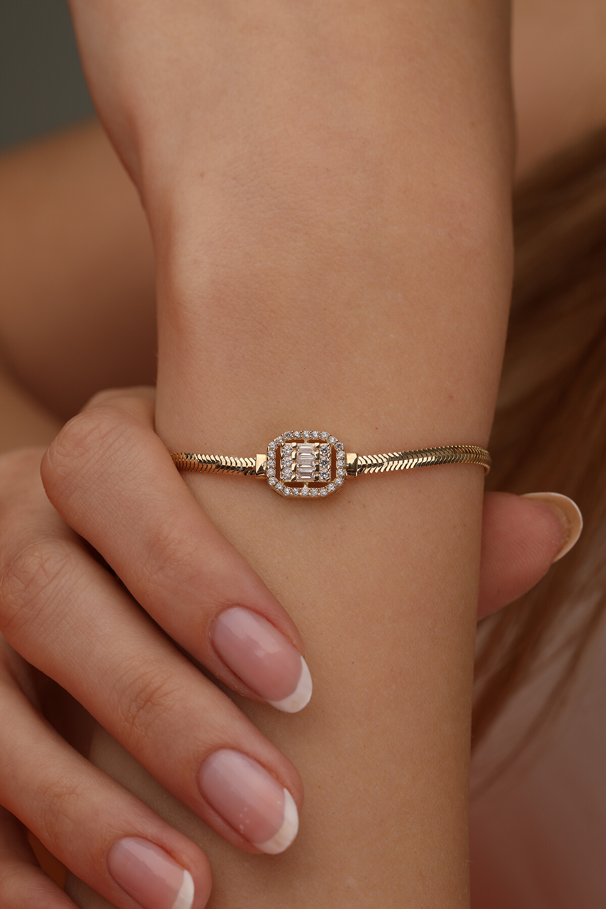 14 Ayar Altın Balık  Sırtı Baget Bileklik