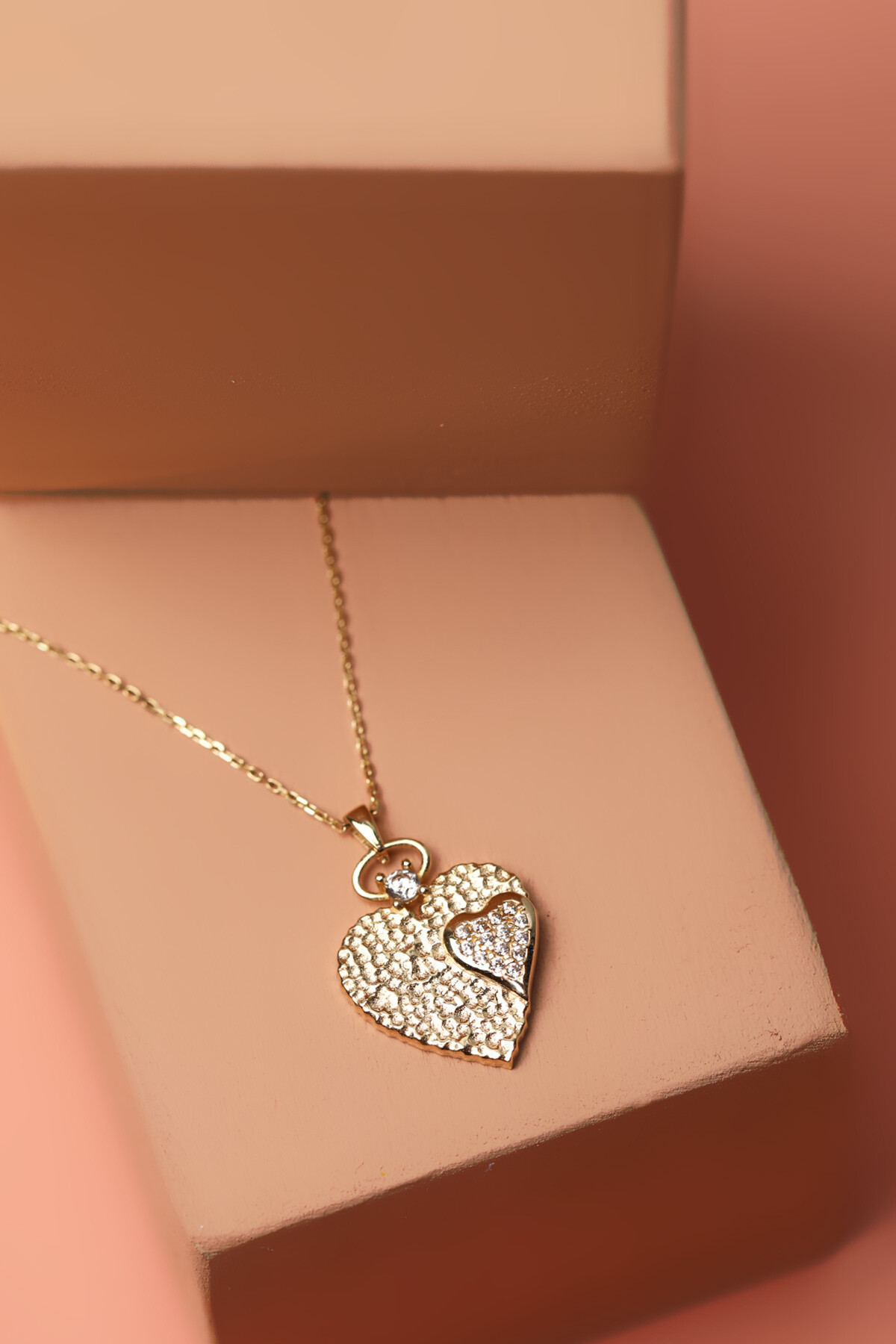 14 Ayar Altın Kalp Kolye