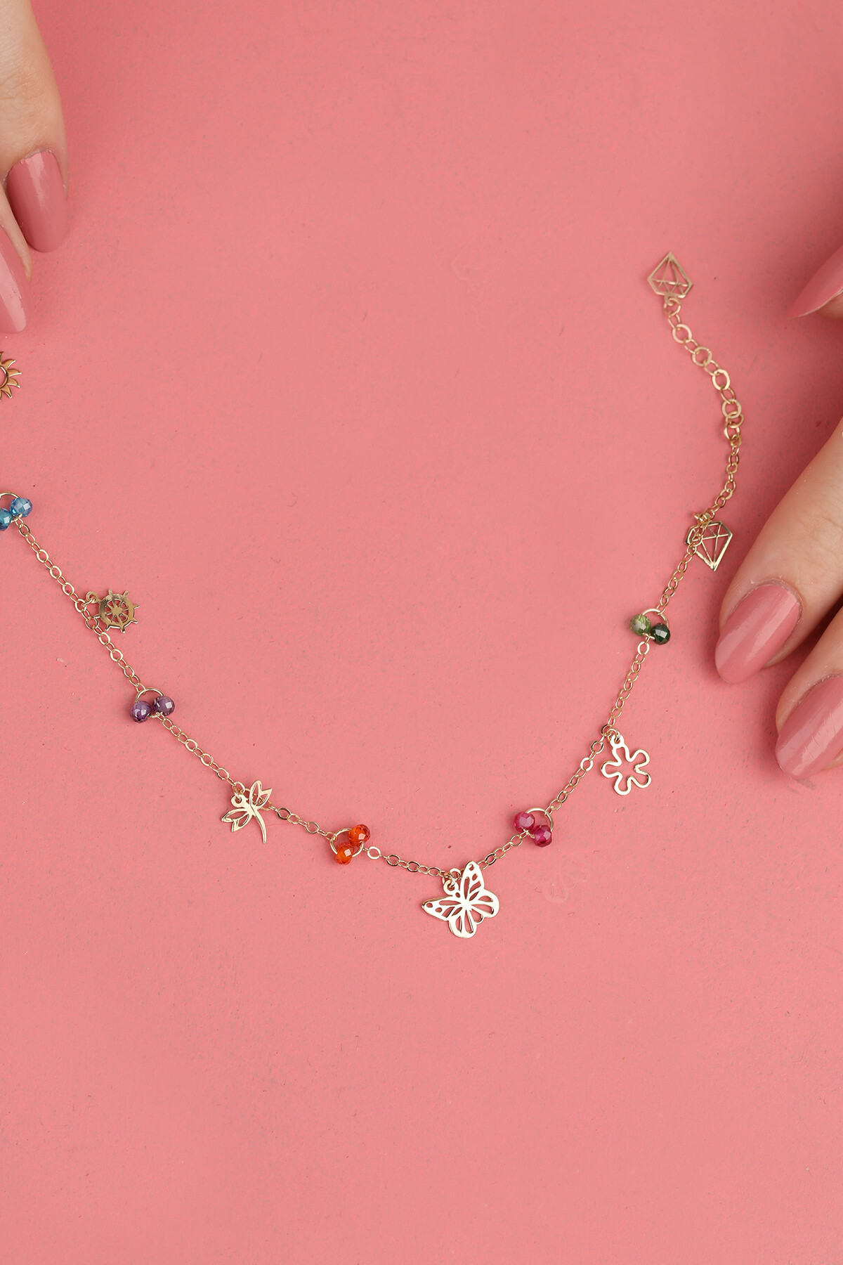 14 Ayar Altın Figürlü ve Şeker taşlı Halhal