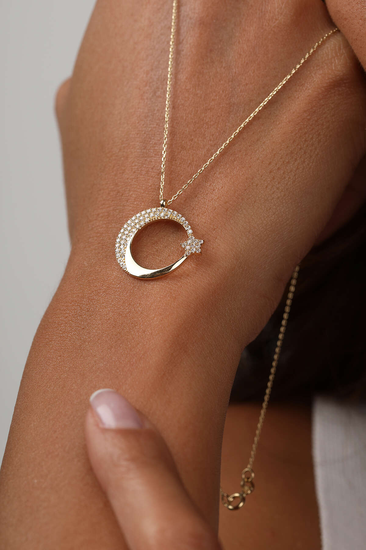 14 Ayar Altın Ay Yıldız Kolye