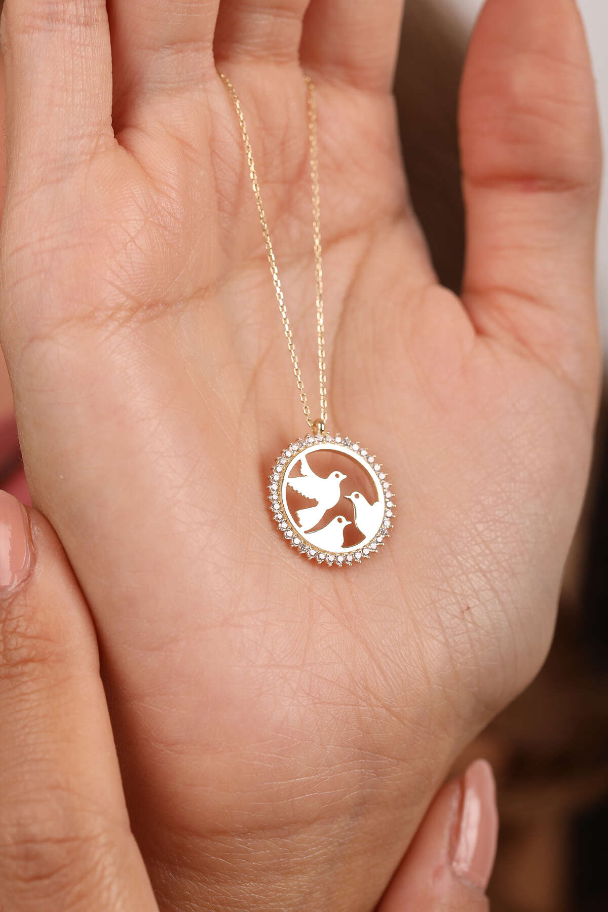 14 Ayar Altın Güvercin Kolye