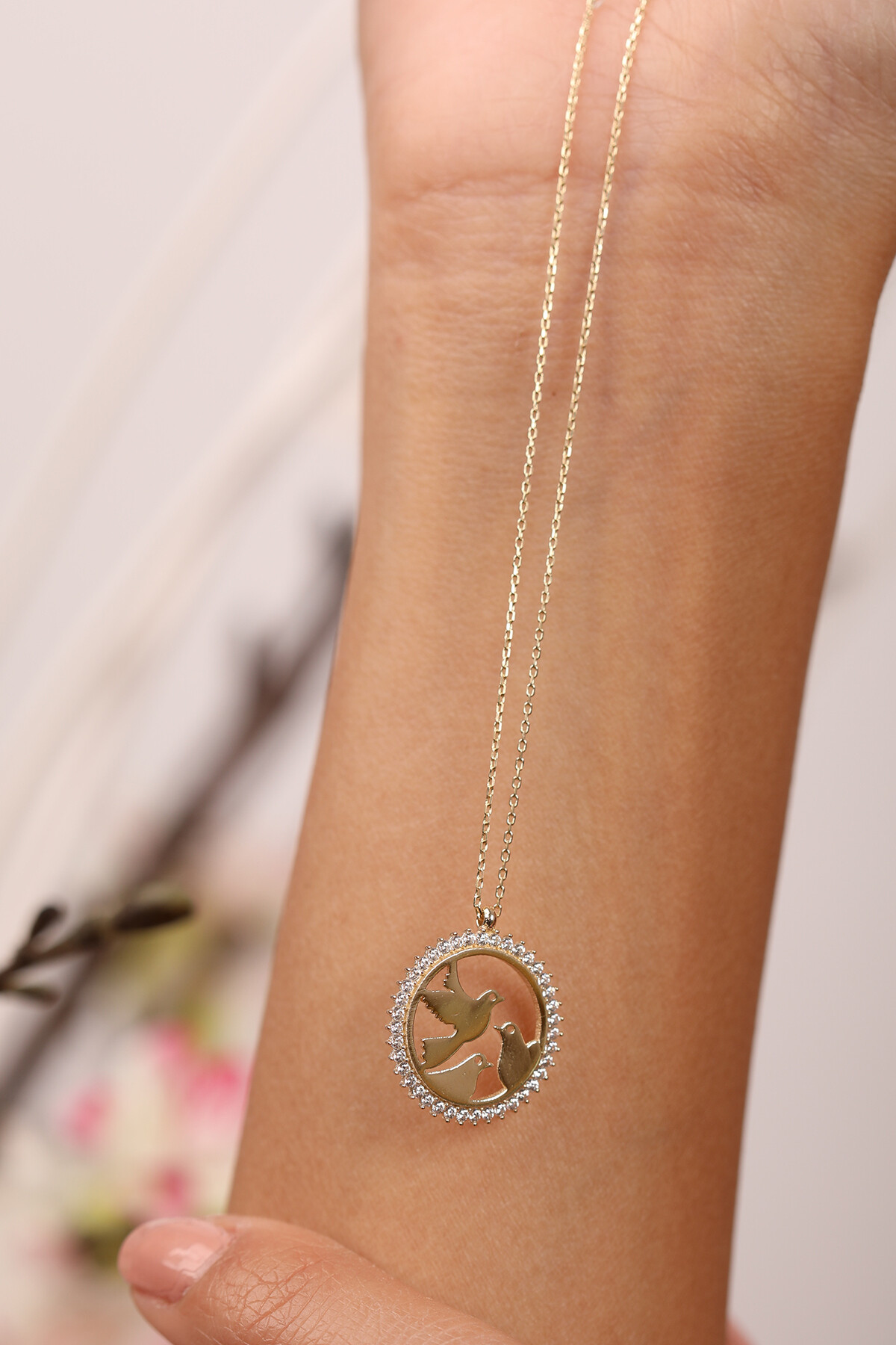 14 Ayar Altın Güvercin Kolye