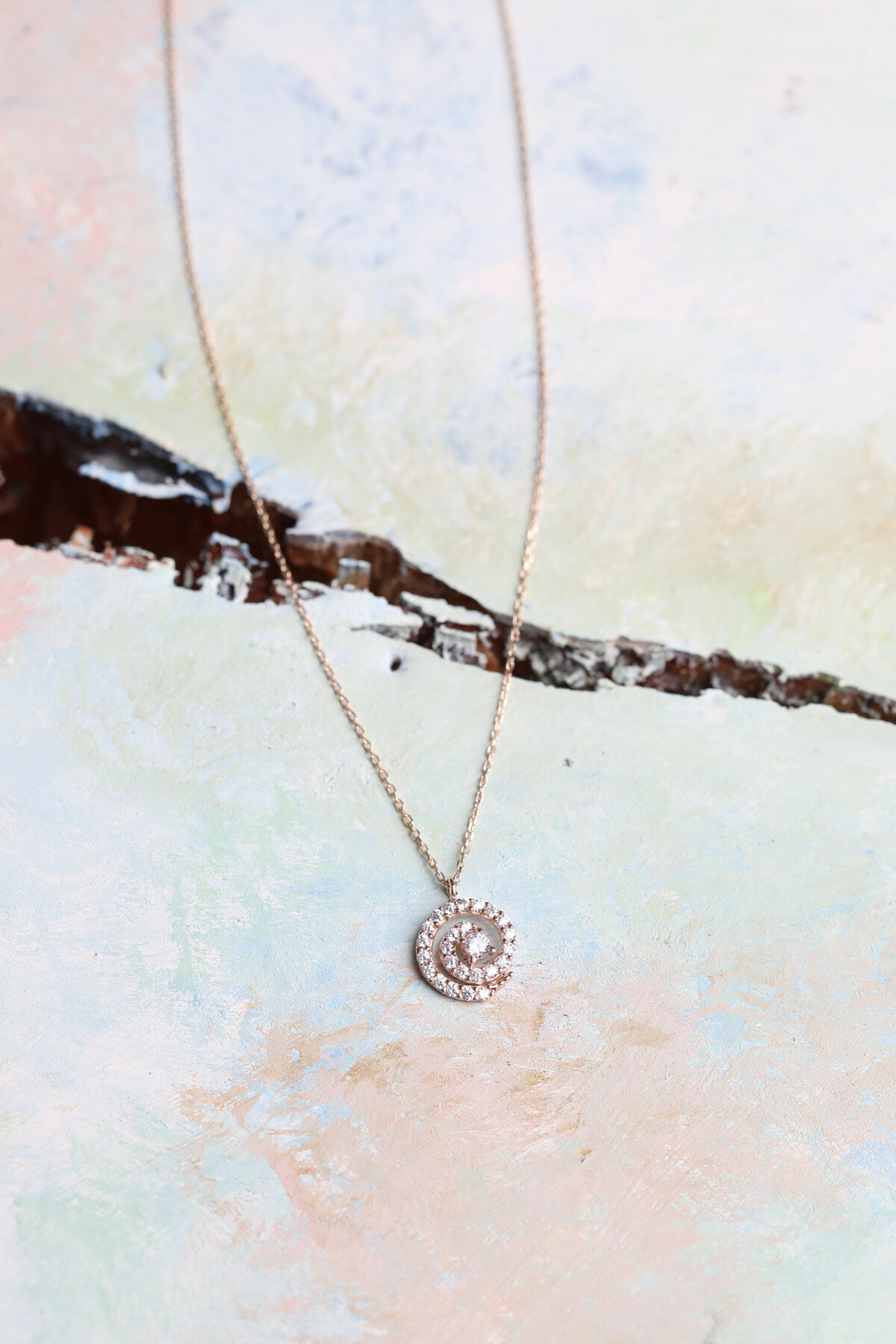 14 Ayar Lava Tektaş Kolye