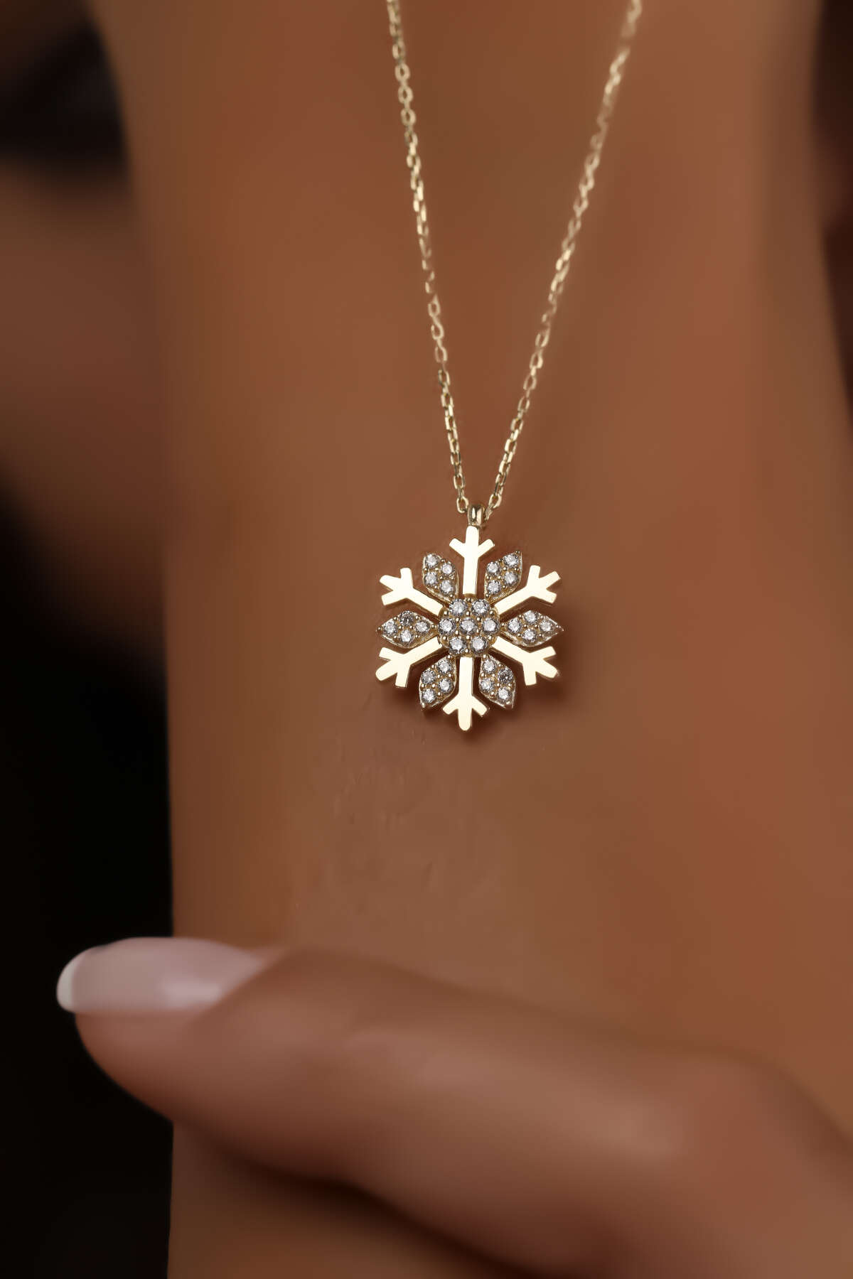 14 Ayar Altın Kartanesi Kolye