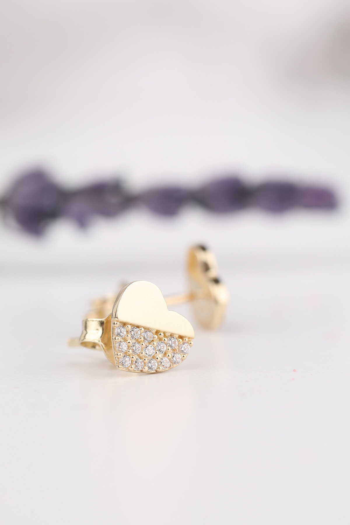 14 Ayar Altın Yarı Taşlı Kalp Küpe