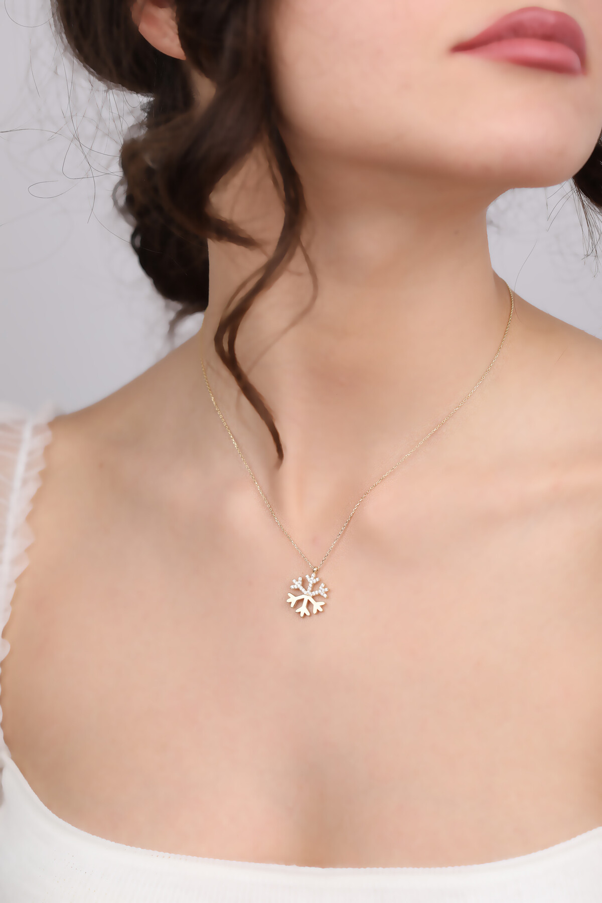 14 Ayar Altın Kartanesi Kolye