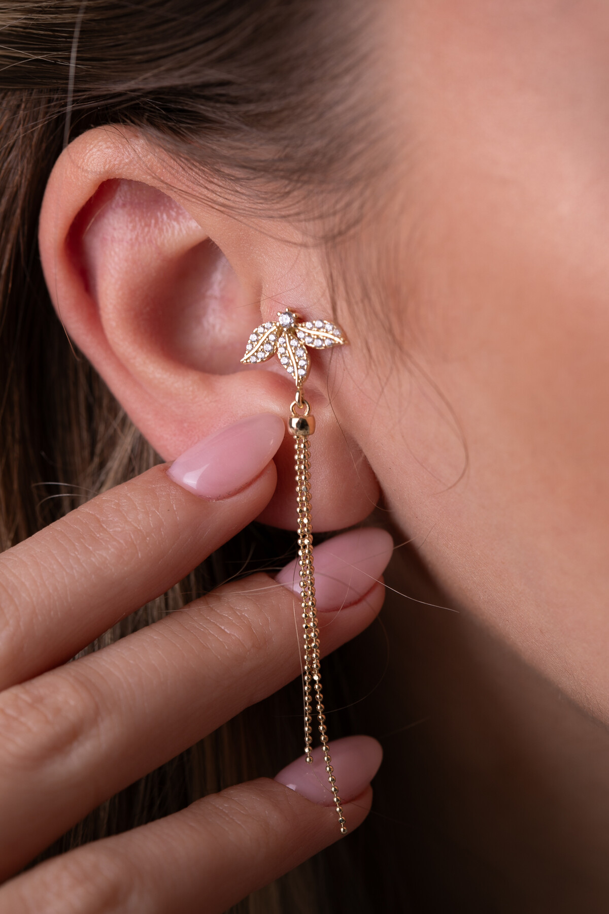 14 Ayar Altın Lotus Zincir Sallantılı Küpe