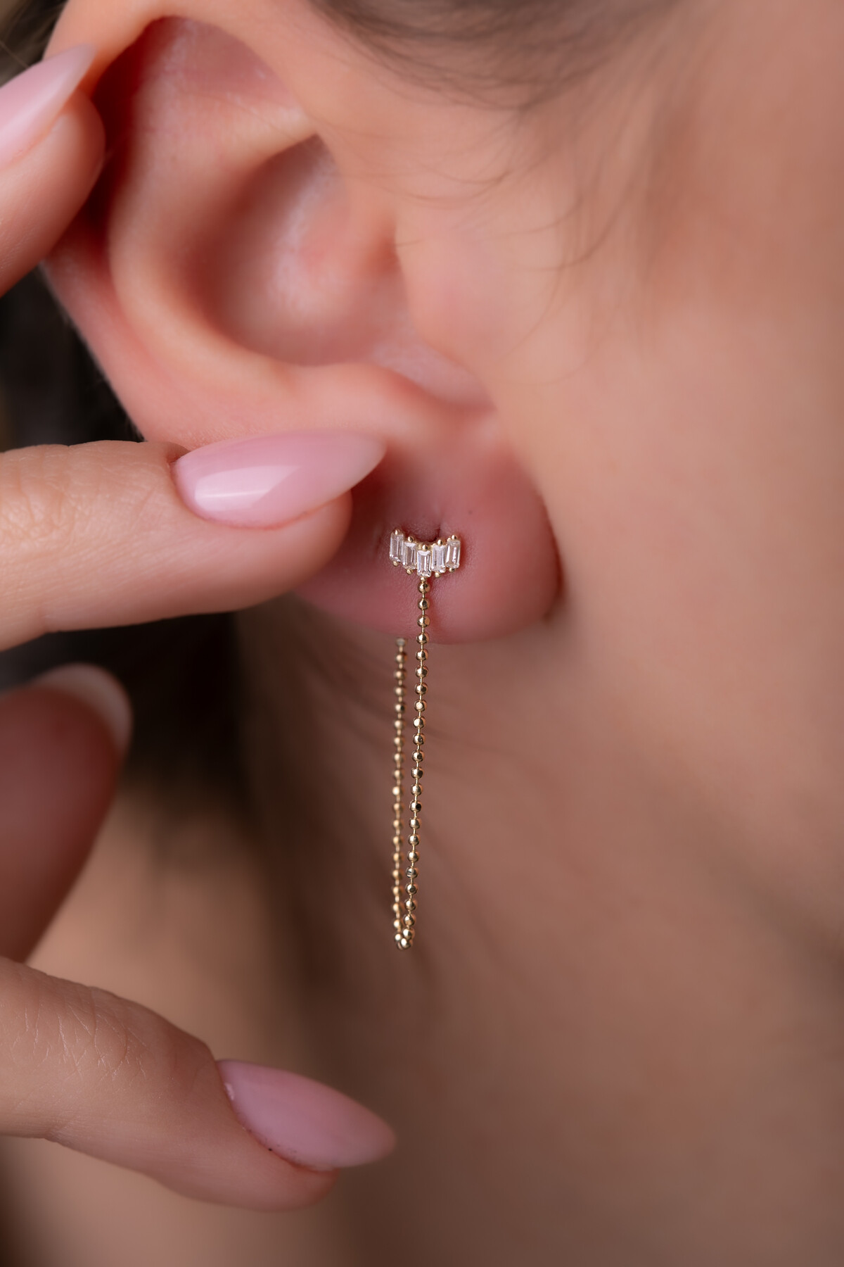 14 Ayar Altın Zincir Sallantılı Küpe