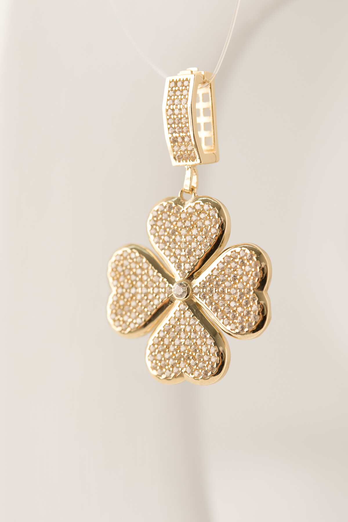 14 Ayar Altın Yonca Kolye Ucu