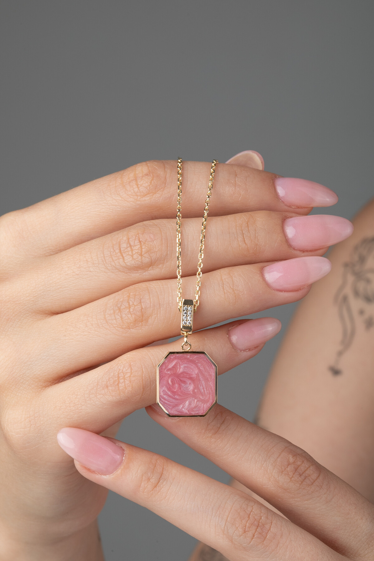 14 Ayar Altın Mineli Kolye Ucu