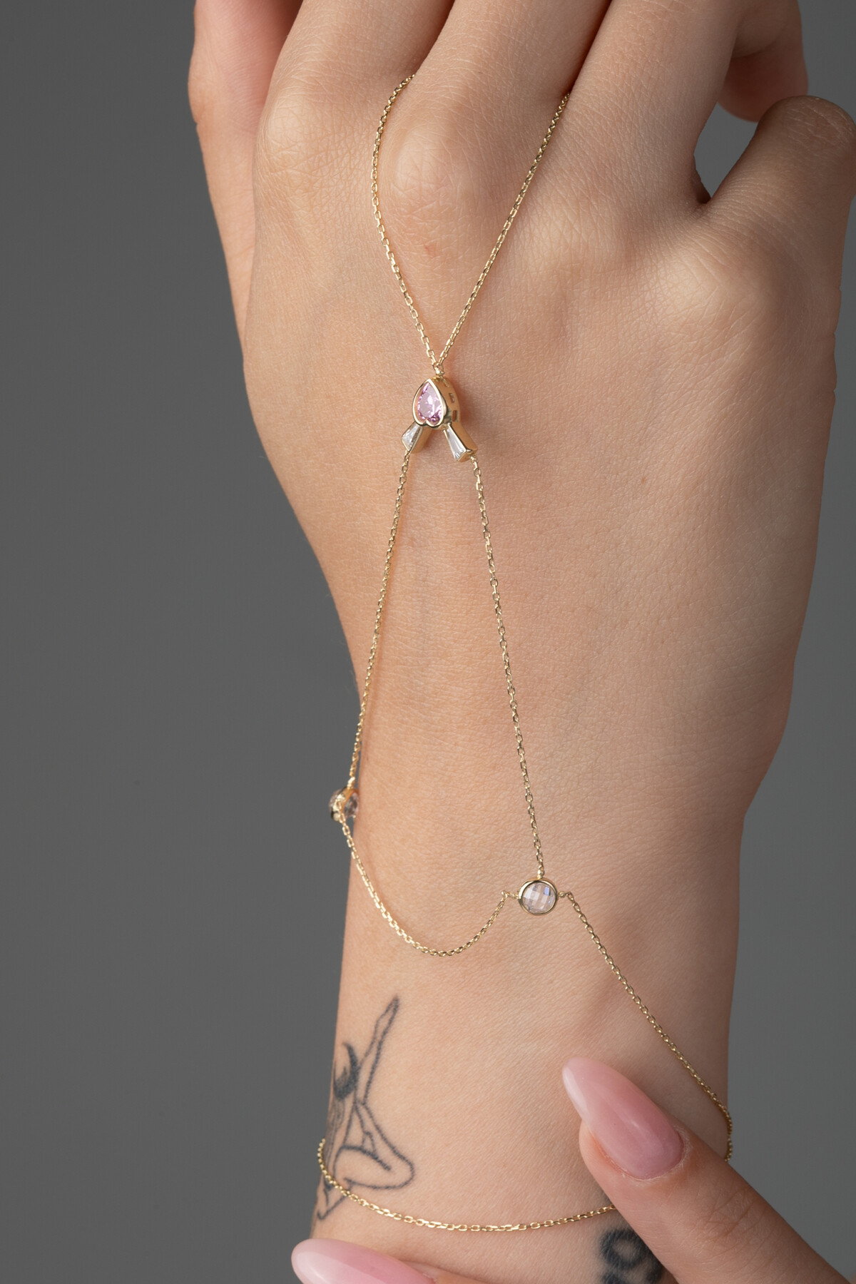 14 Ayar Altın Kalp Taş Şahmeran