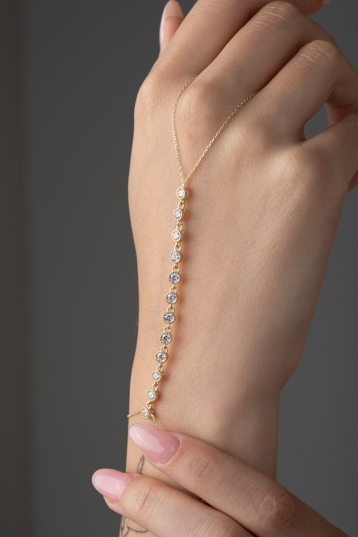 14 Ayar Altın Sıralı Tektaş Şahmeran