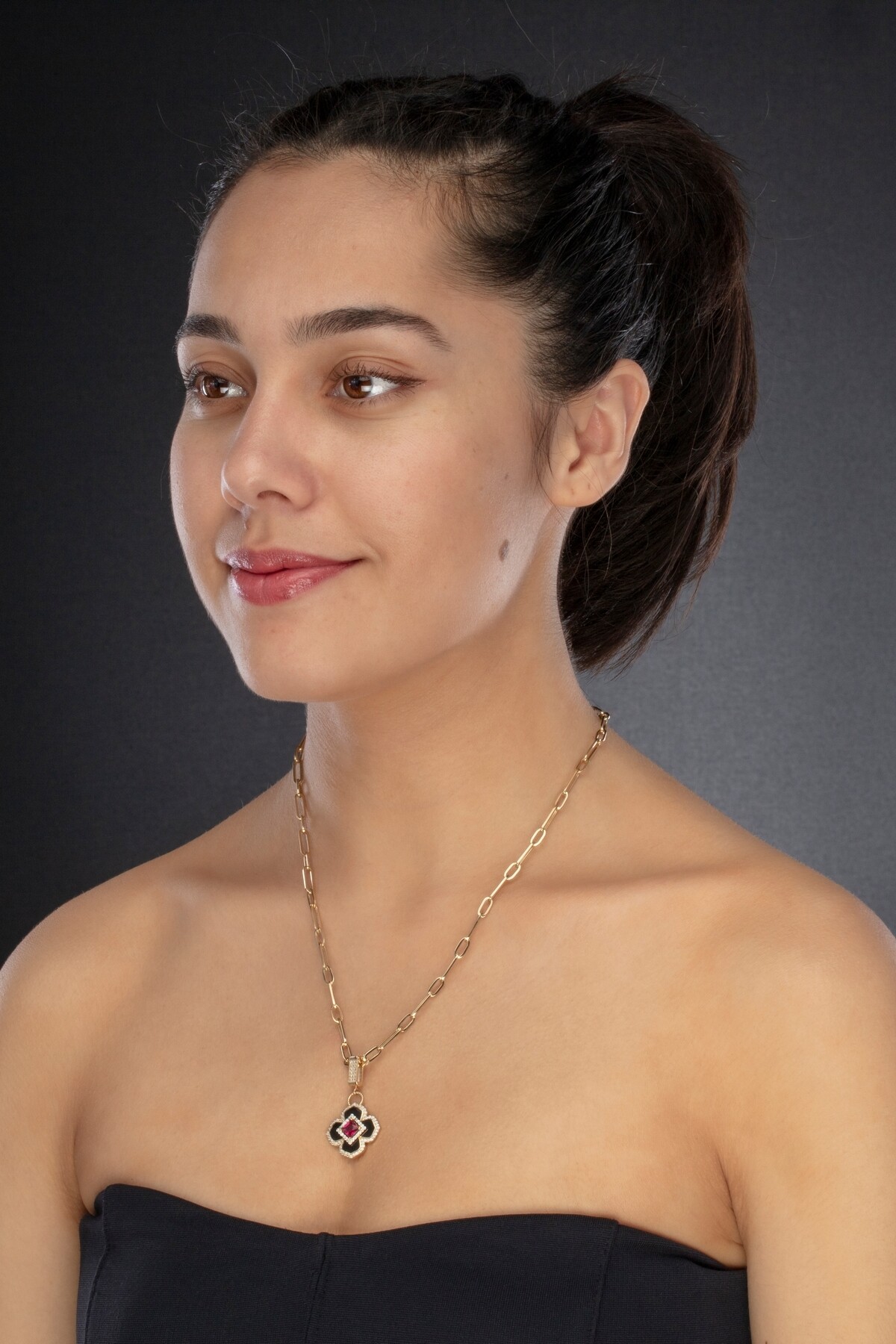 14 Ayar Altın Taşlı Kare Kolye Ucu