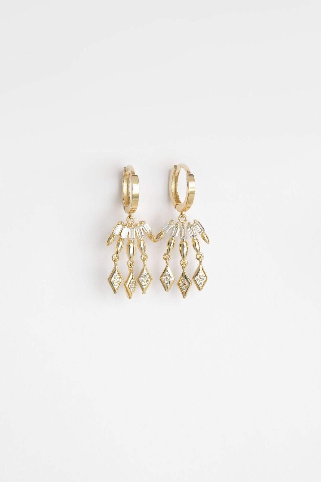 14 Ayar Altın Taşlı Tasarım Küpe