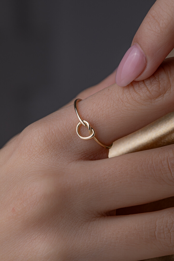 14 Ayar Altın Düğüm Yüzük