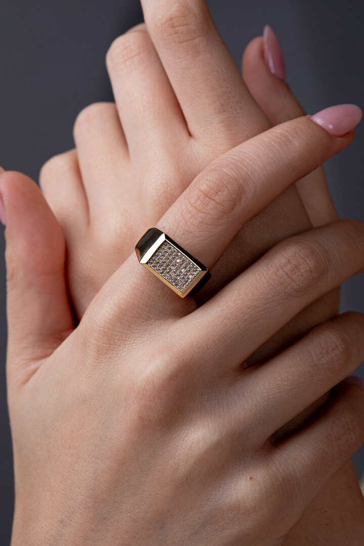 14 Ayar Altın Dikdörtgen Yüzük