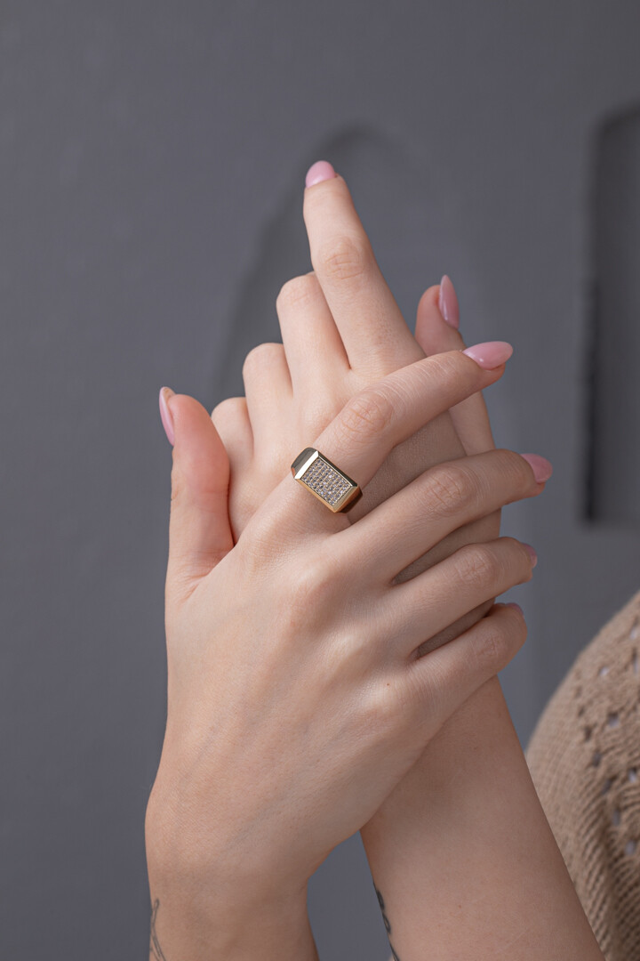 14 Ayar Altın Dikdörtgen Yüzük