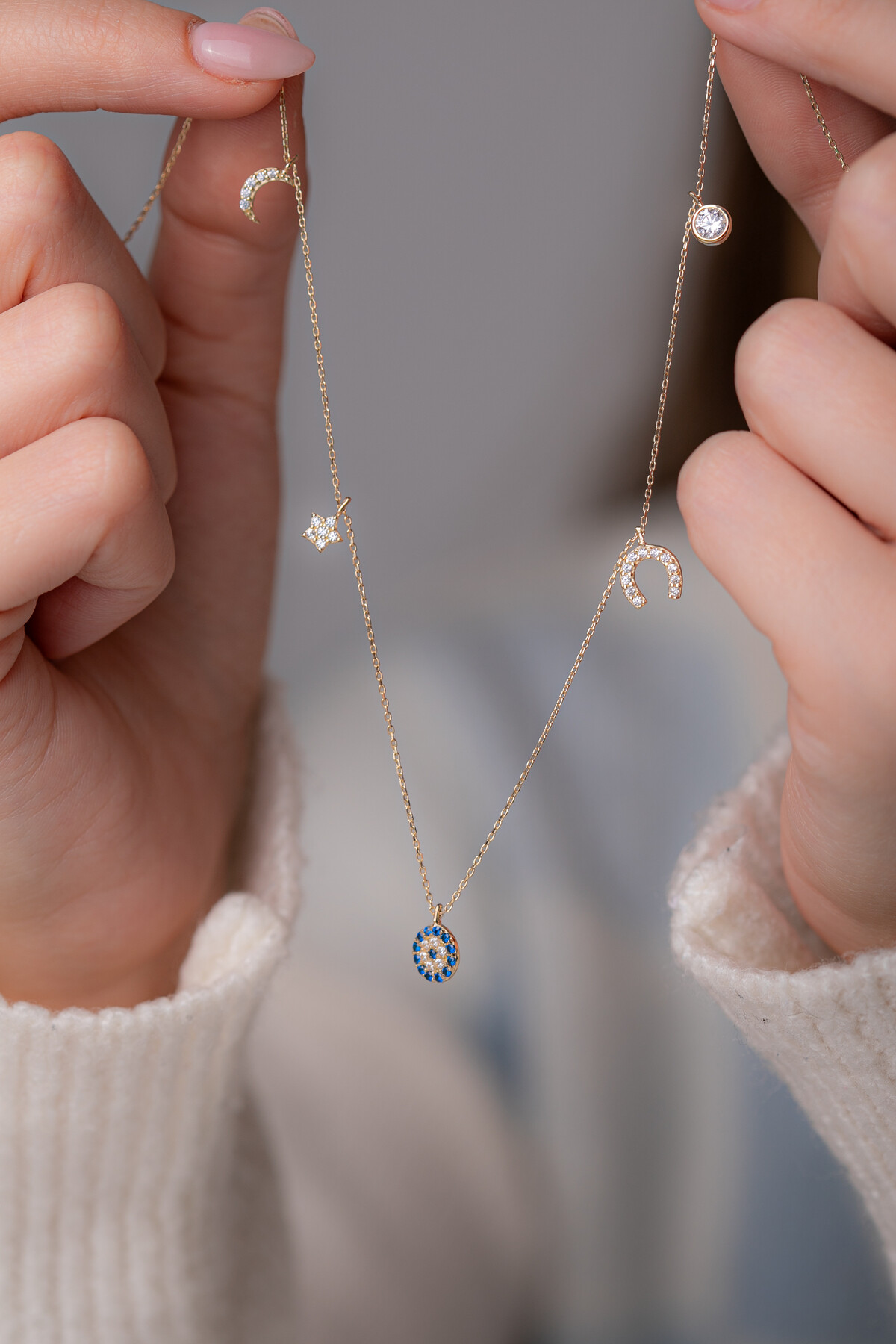 14 Ayar Altın Mineli Şans Kolye