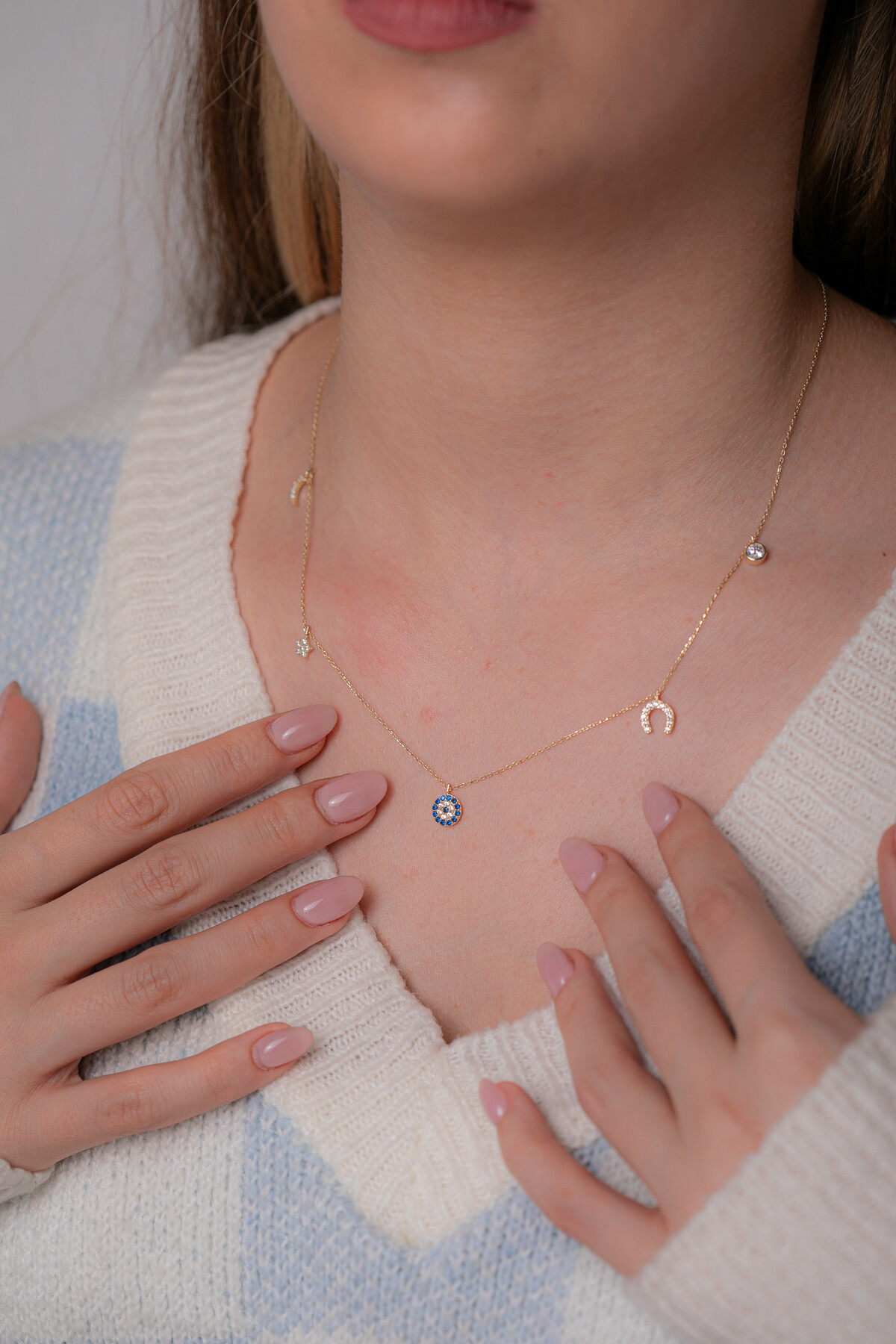 14 Ayar Altın Mineli Şans Kolye