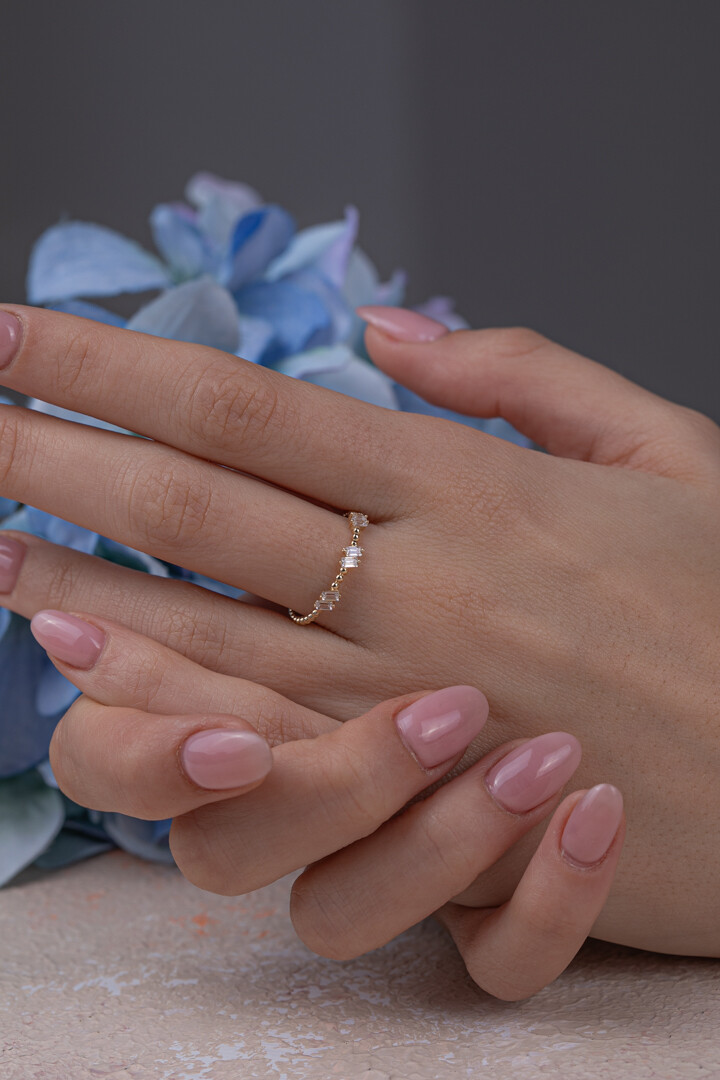 14 Ayar Altın Zarif Baget Yüzük