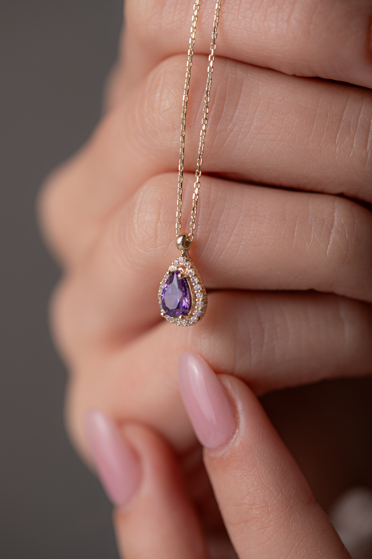 14 Ayar Altın Mor Taş Kolye