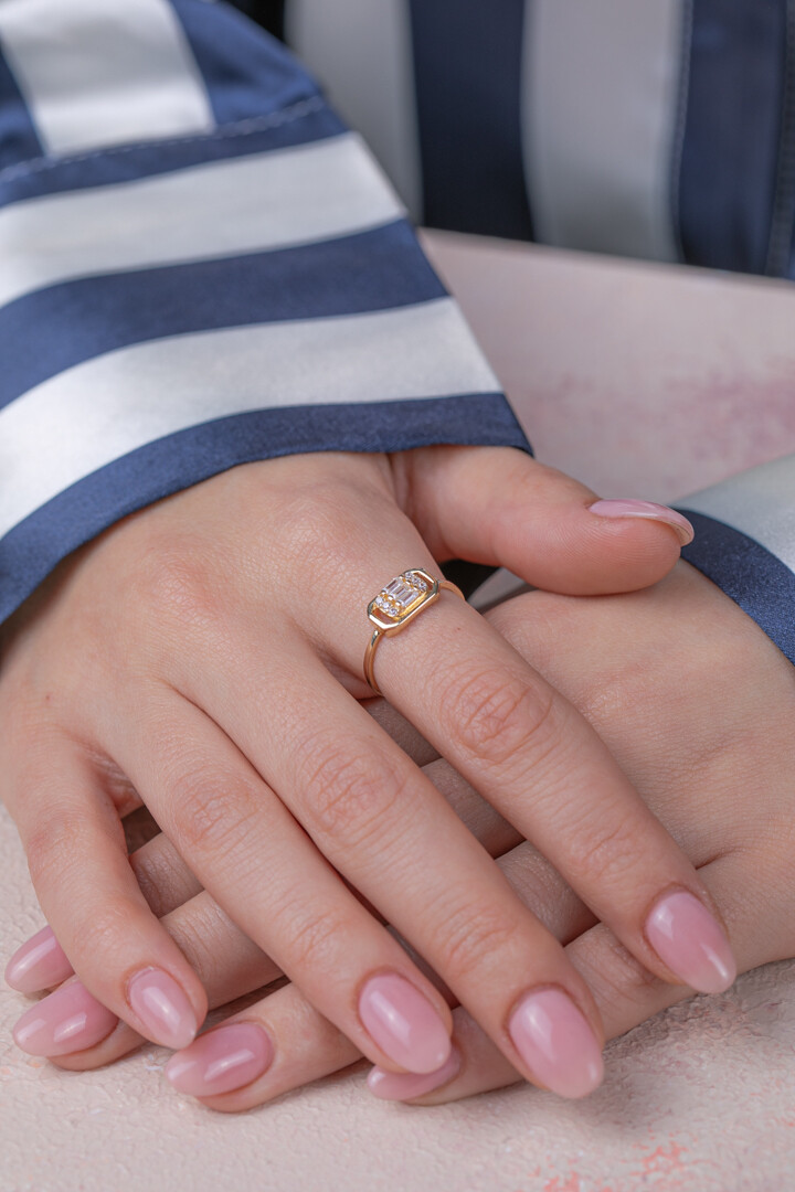 14 Ayar Altın Baget Yüzük