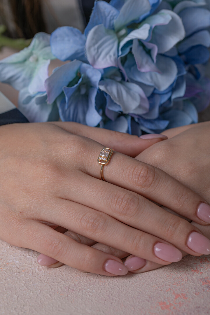 14 Ayar Altın Baget Yüzük