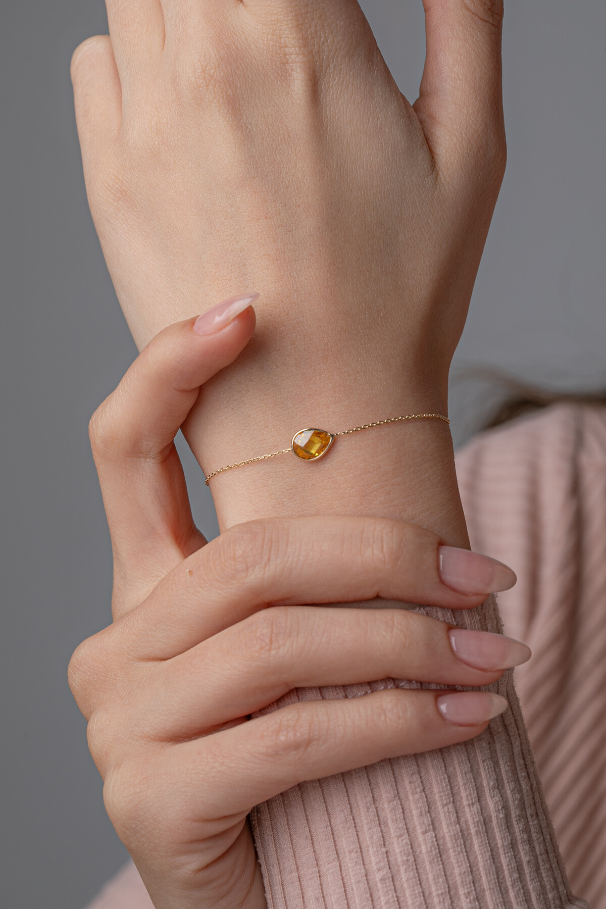 14 Ayar Altın Sarı Damla Taş Bileklik