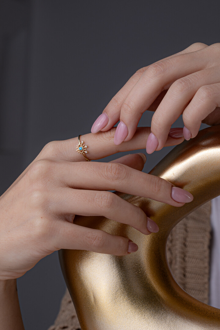 14 Ayar Altın Göz Yüzük