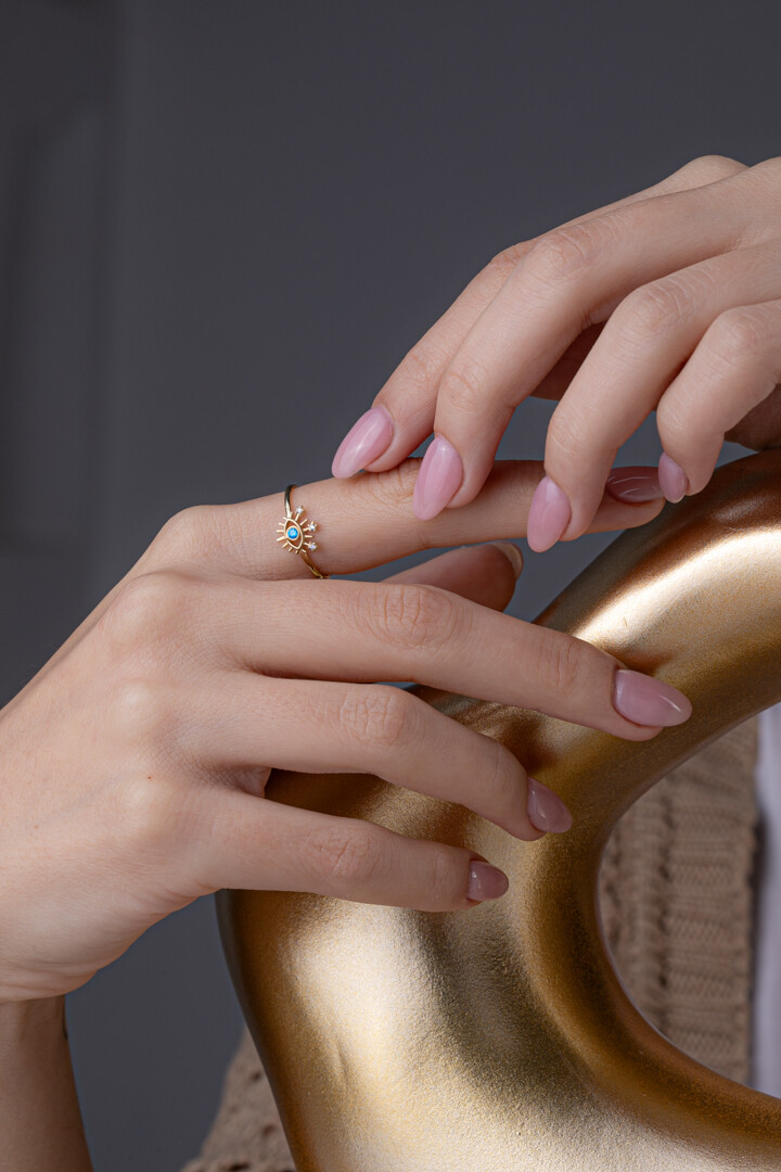 14 Ayar Altın Göz Yüzük