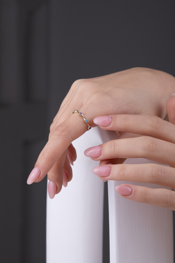 14 Ayar Altın Tasarım Taşlı Yüzük