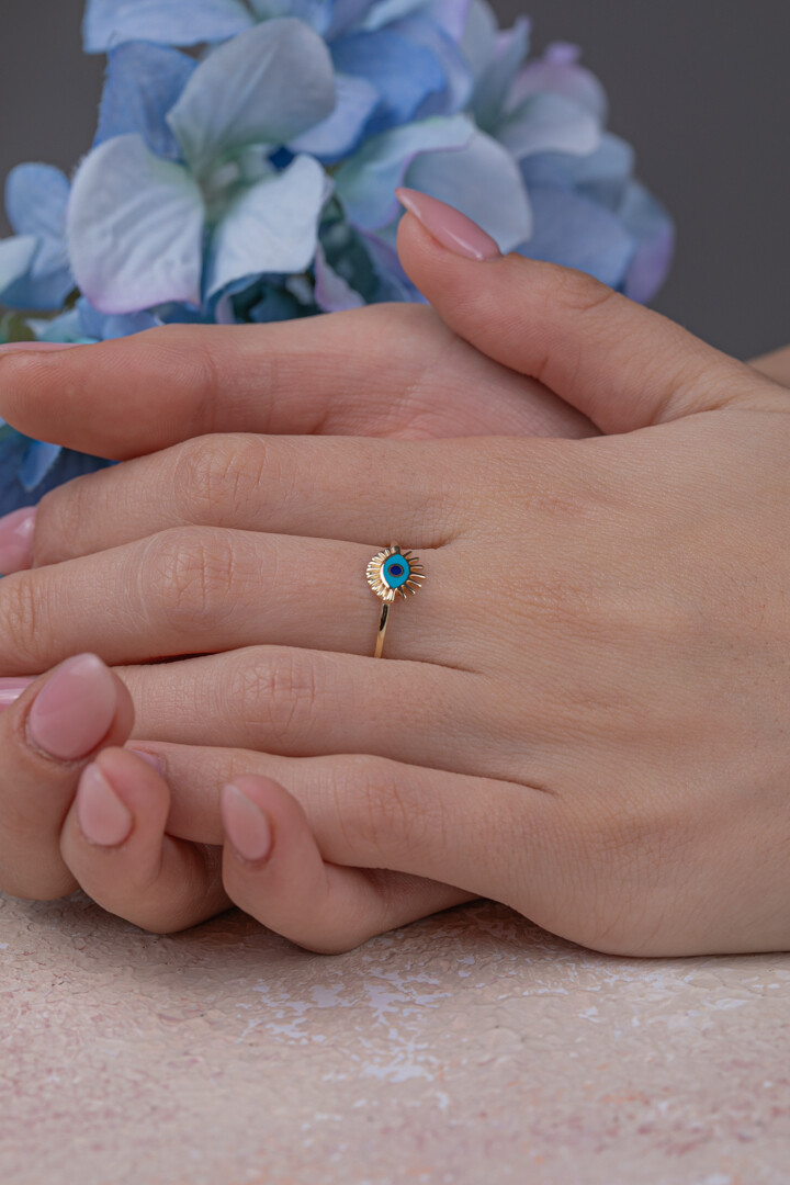 14 Ayar Altın Göz Yüzük