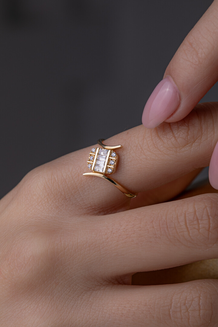 14 Ayar Altın Baget Yüzük