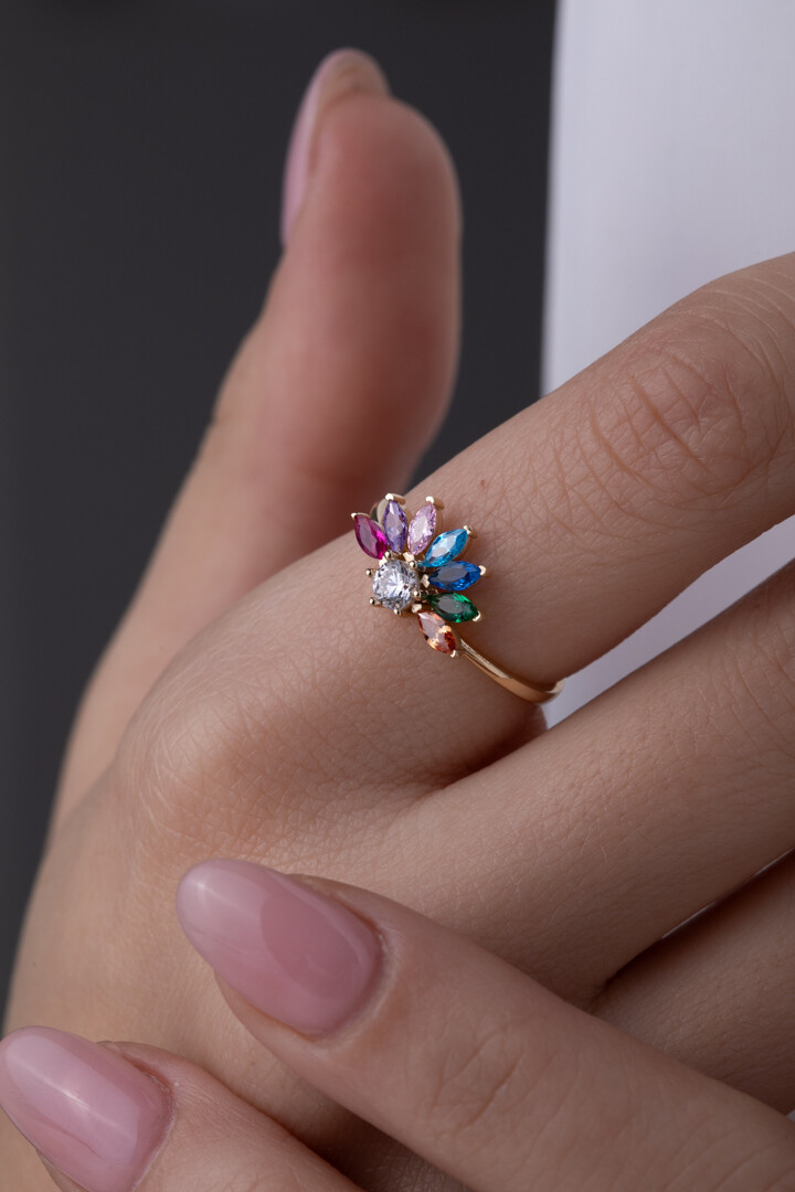 14 Ayar Altın Renkli Çicek Yüzük