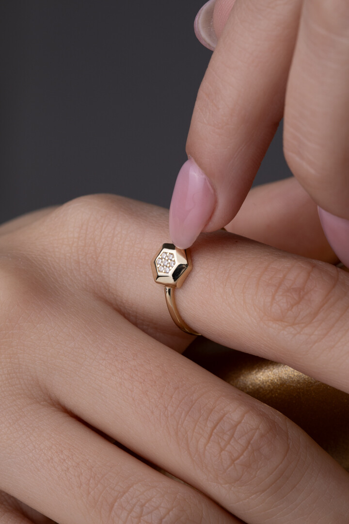 14 Ayar Altın Altıgen Yüzük