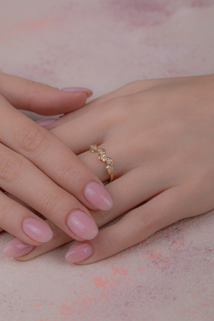 14 Ayar Altın Tasarım Yüzük