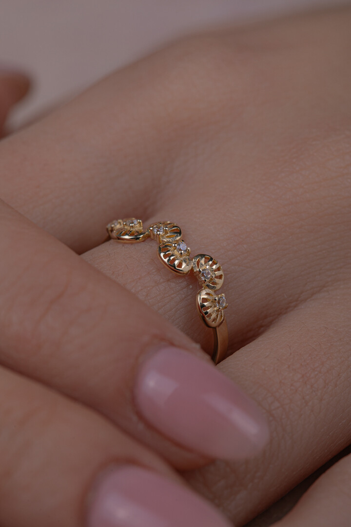 14 Ayar Altın Tasarım Yüzük