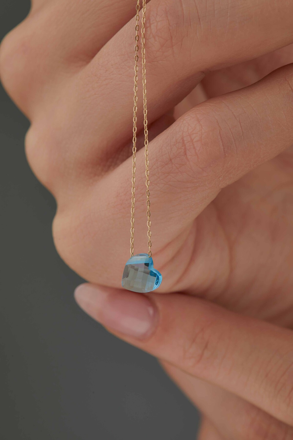 14 Ayar Altın Aqua Kalp Kolye