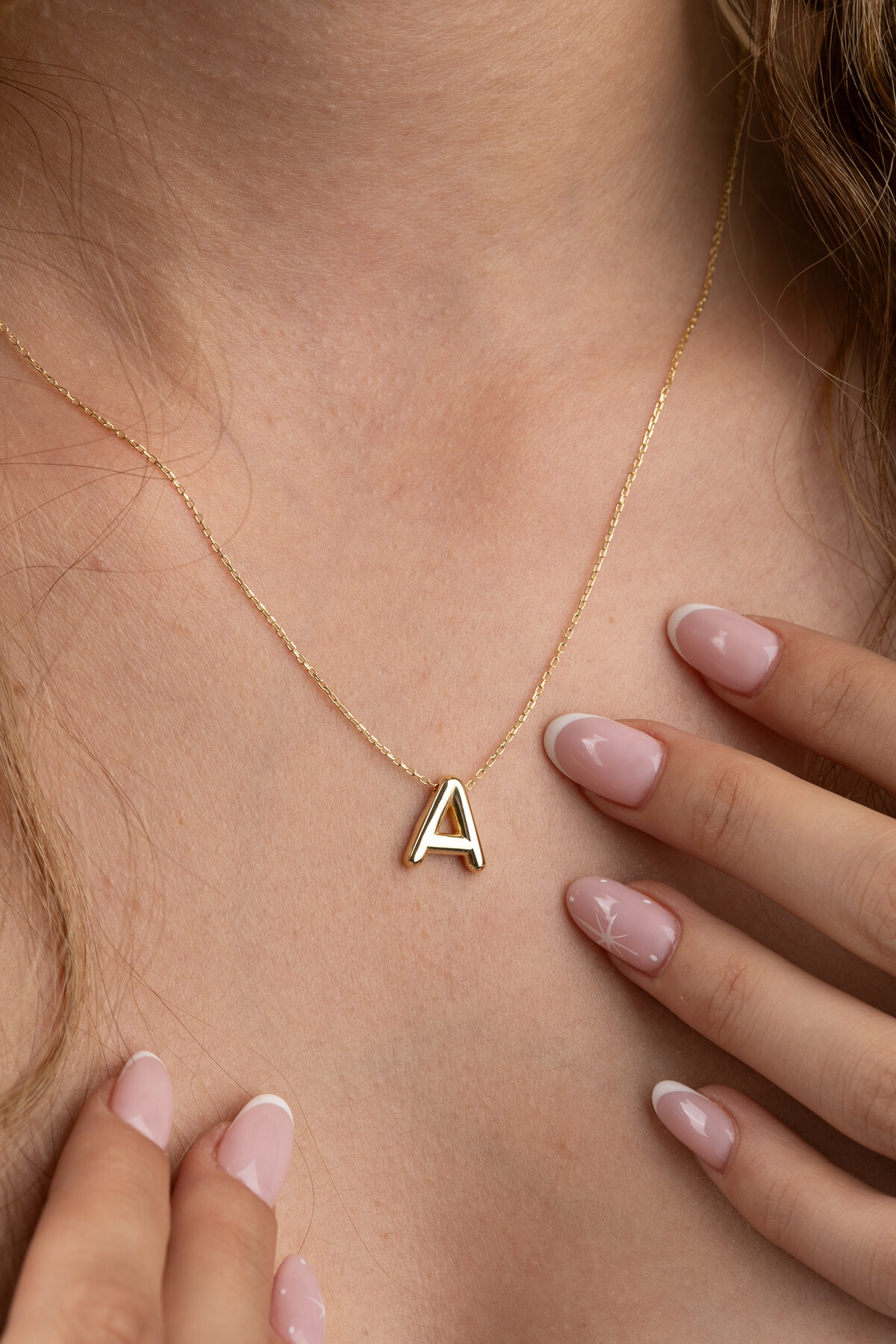 14 Ayar Altın Balon Harf Kolye