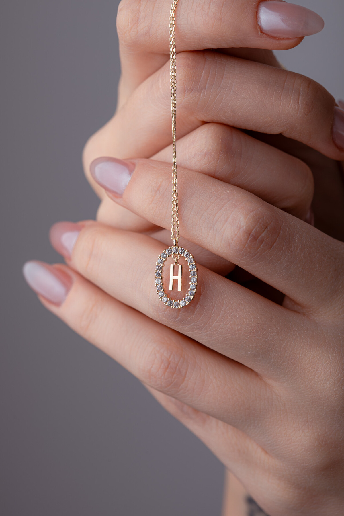 14 Ayar Altın H Harfi Kolye
