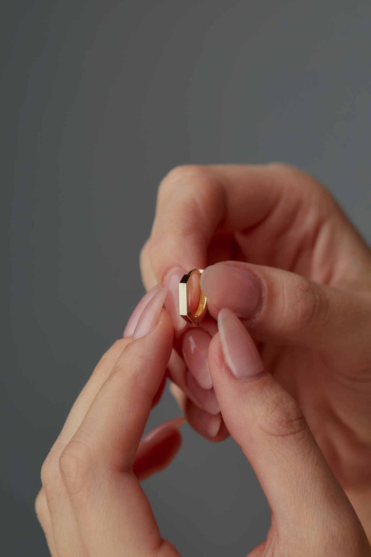 14 Ayar Altın Halka Küpe