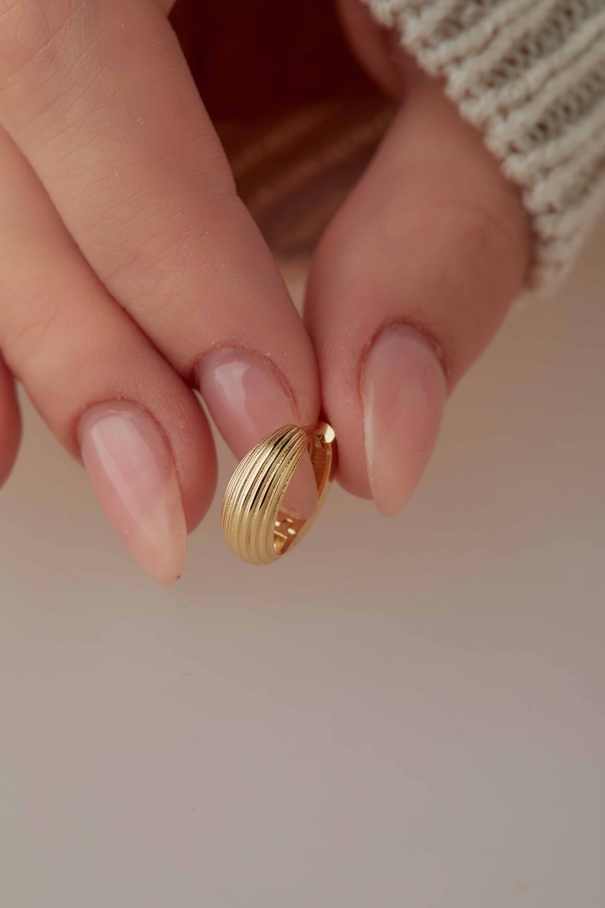 14 Ayar Altın Halka Küpe