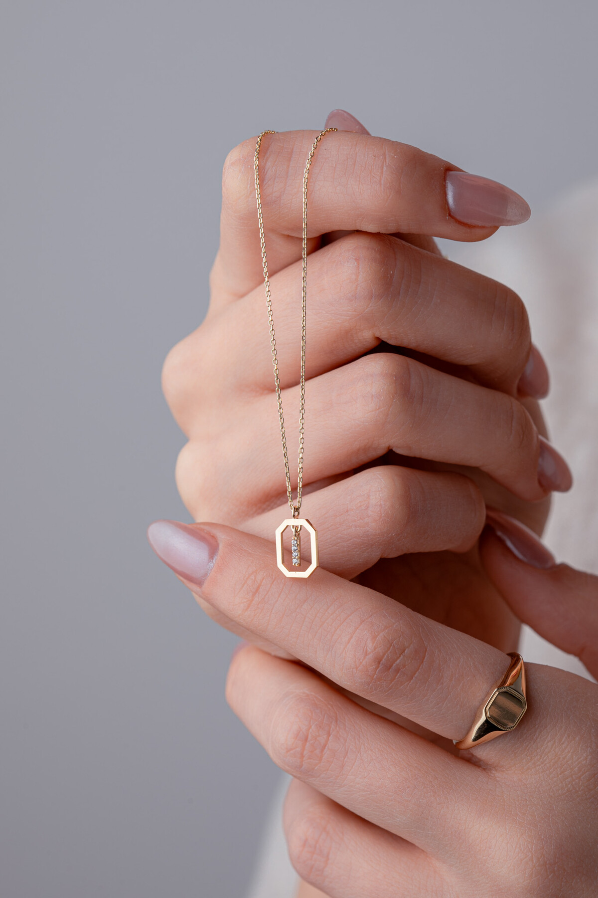 14 Ayar Altın I Harf Kolye