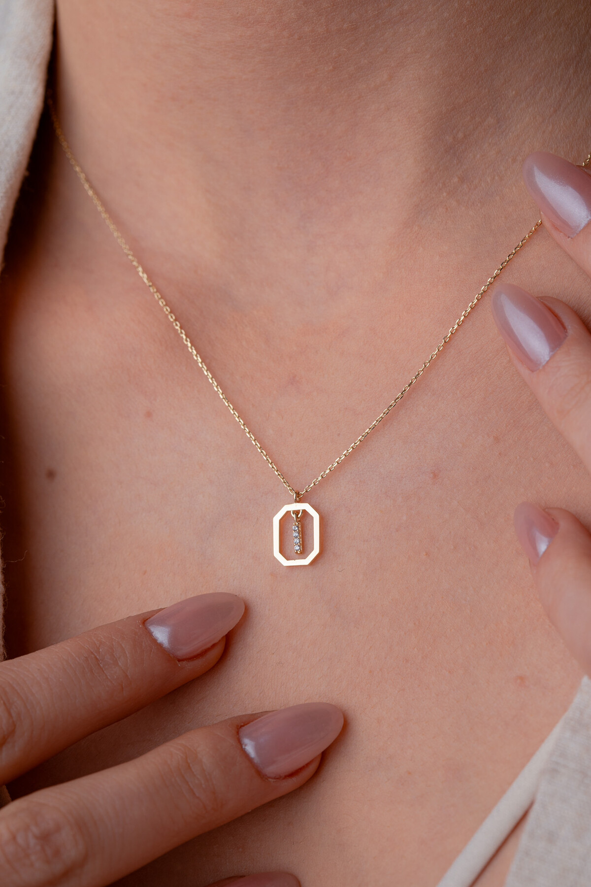 14 Ayar Altın I Harf Kolye