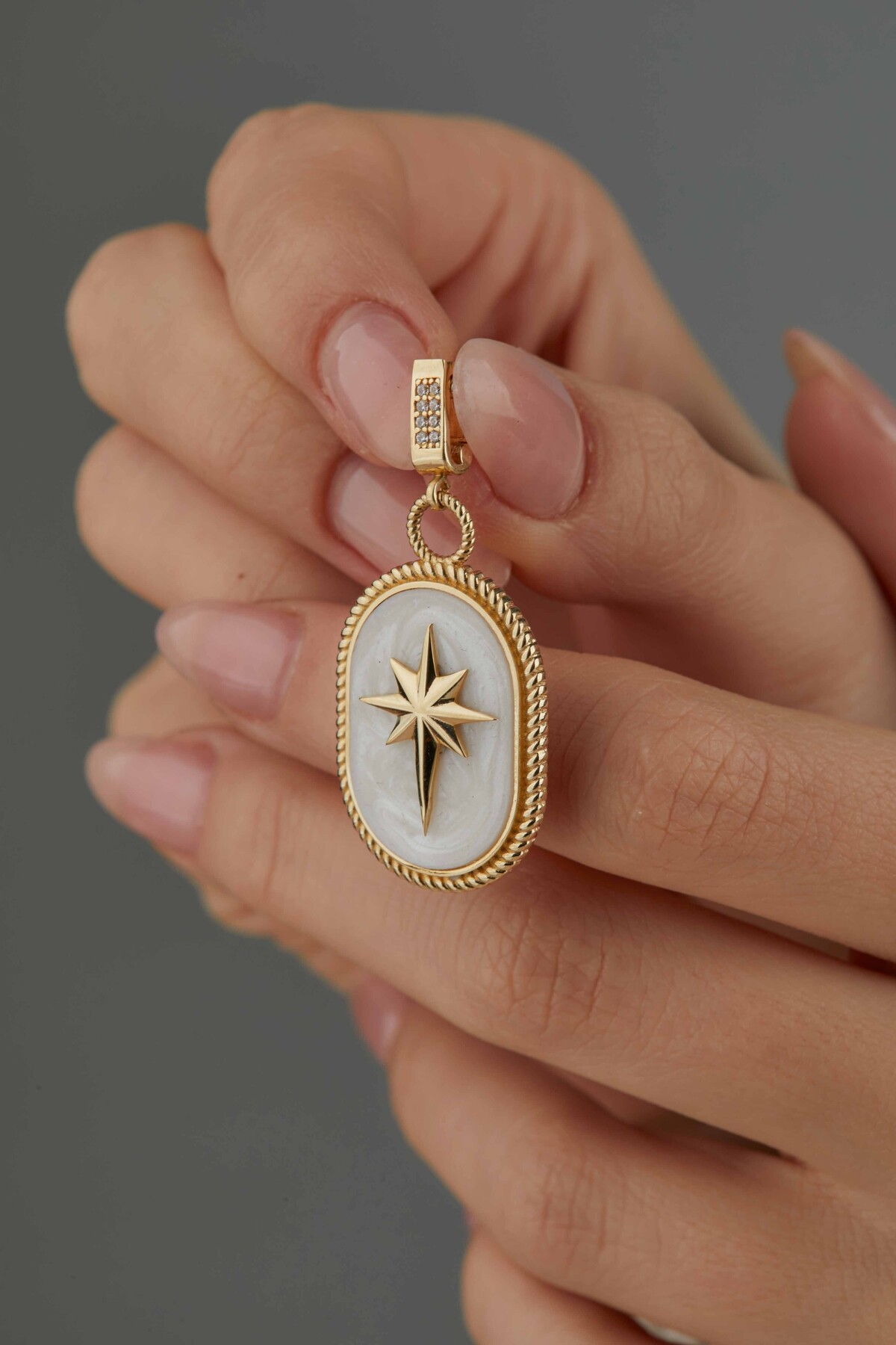 14 Ayar Altın Kuzey Yıldızı Kolye Ucu