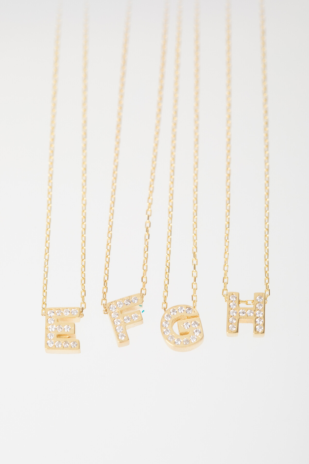 14 Ayar Altın Minimal Taşlı Harf Kolye