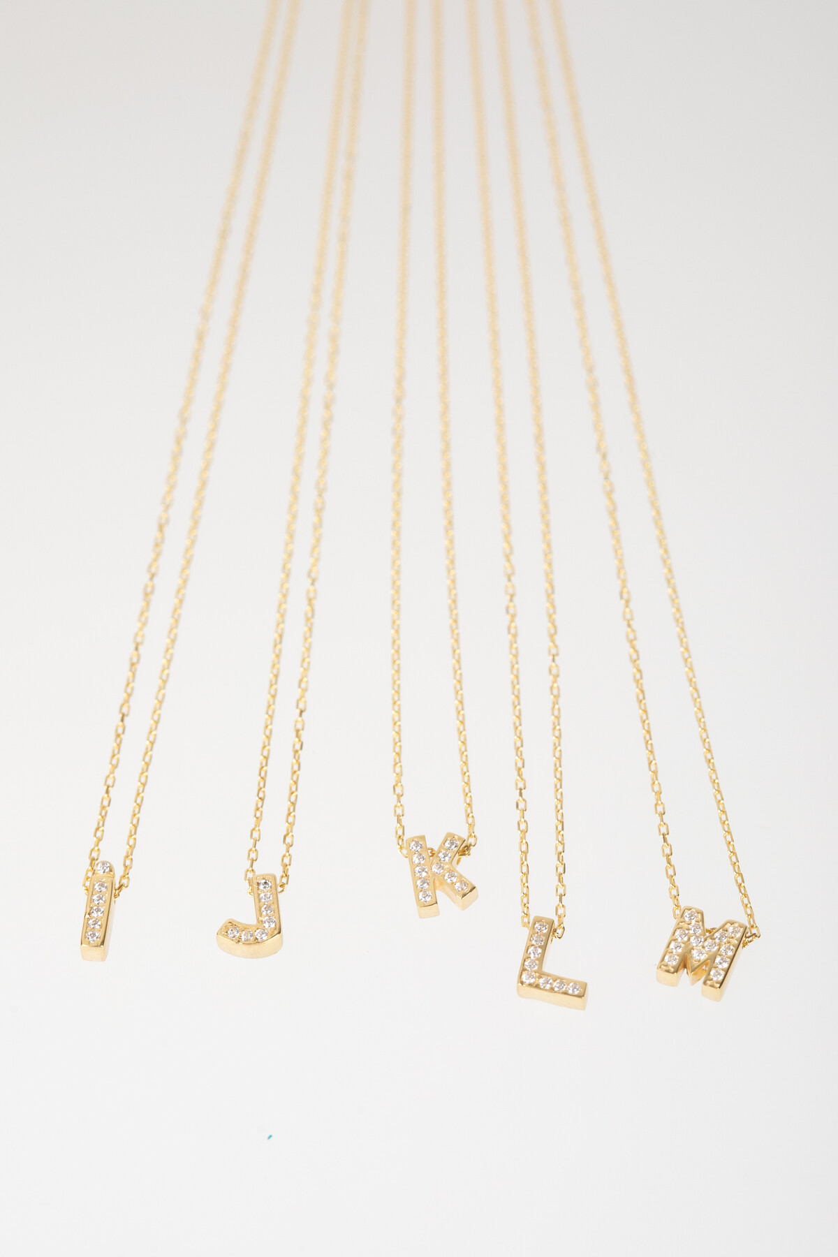 14 Ayar Altın Minimal Taşlı Harf Kolye