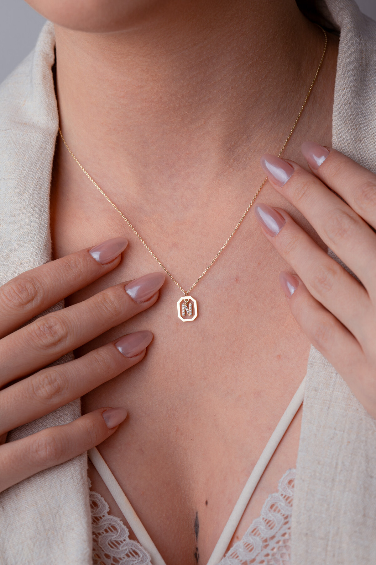 14 Ayar Altın N Harf Kolye