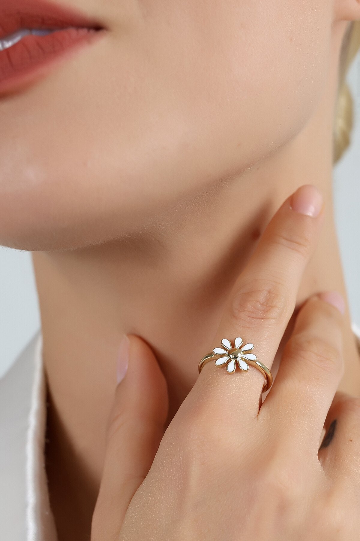 14 Ayar Altın Papatya Yüzük