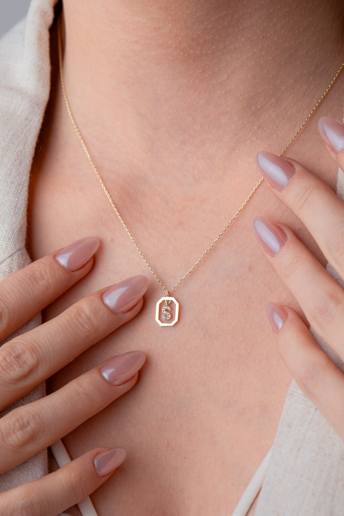 14 Ayar Altın S Harf Kolye